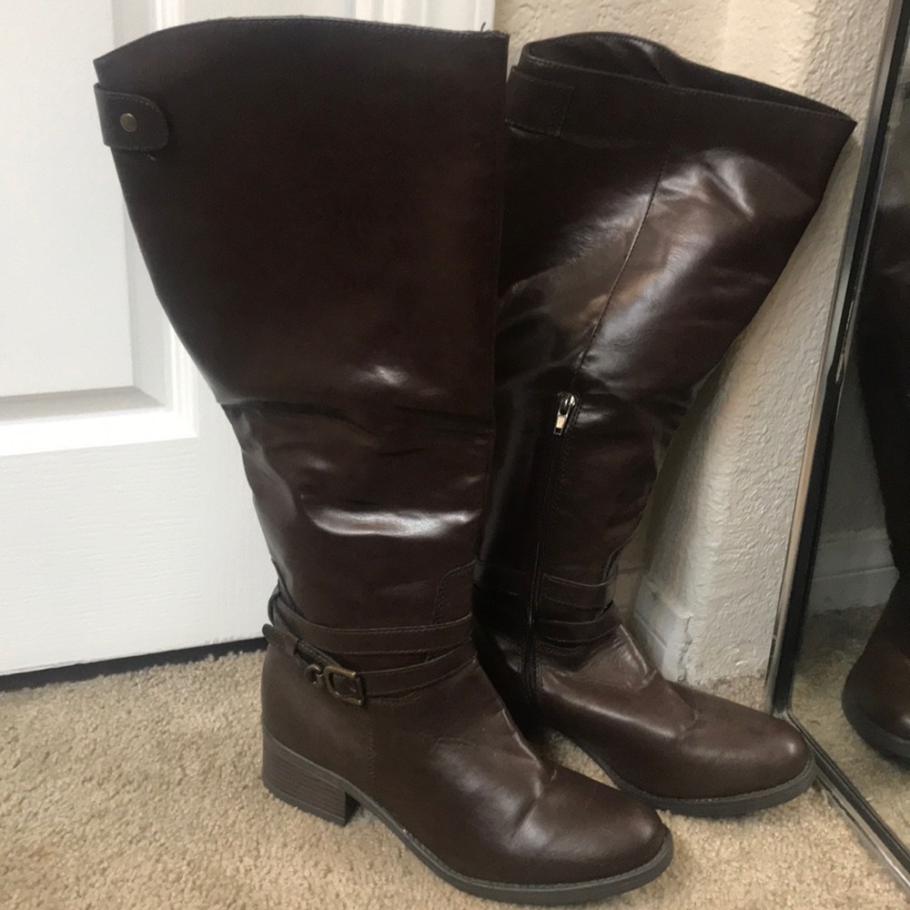 Rampage dark brown boots size 10